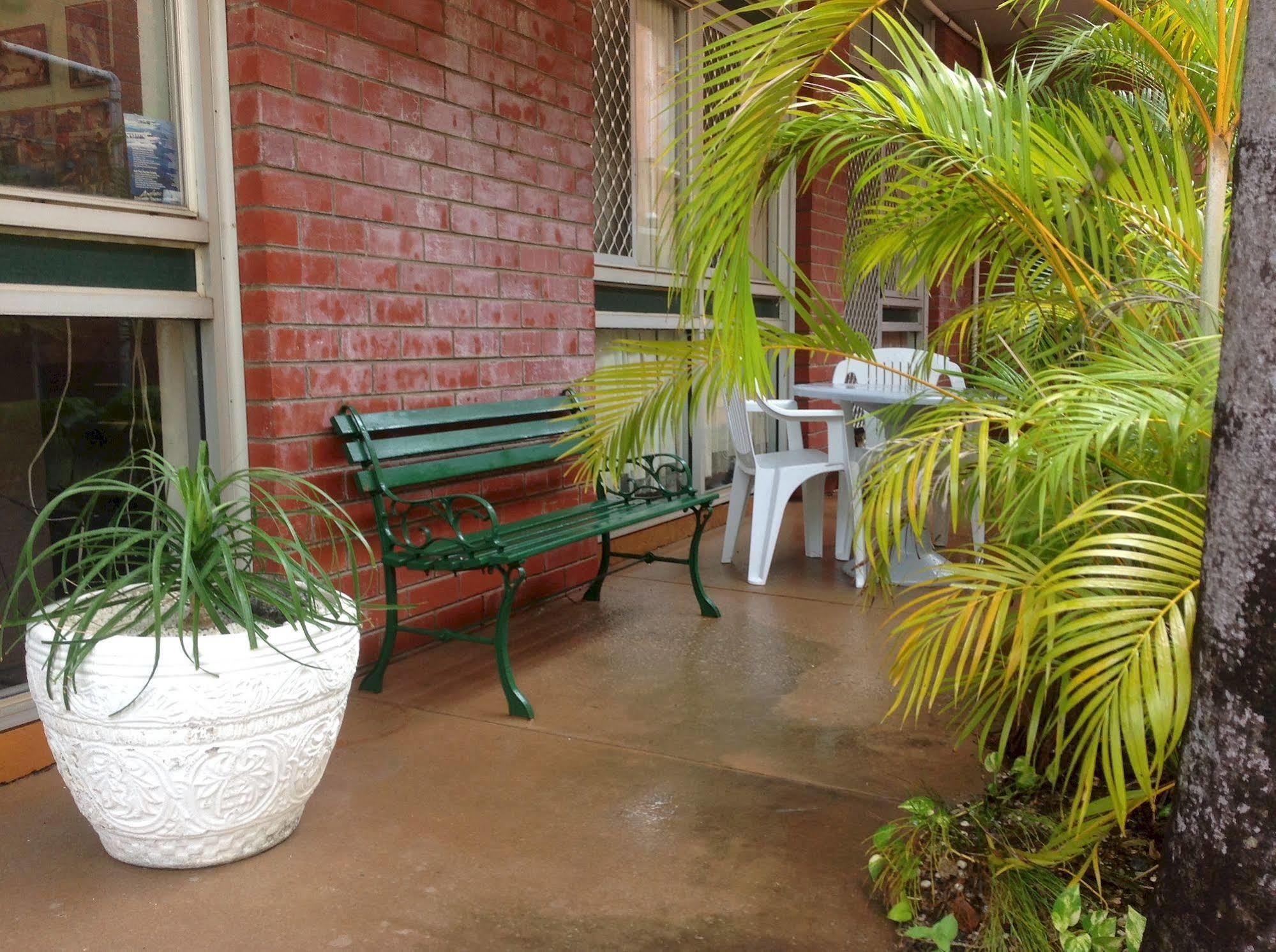 Palms Motel Darwin Exterior photo