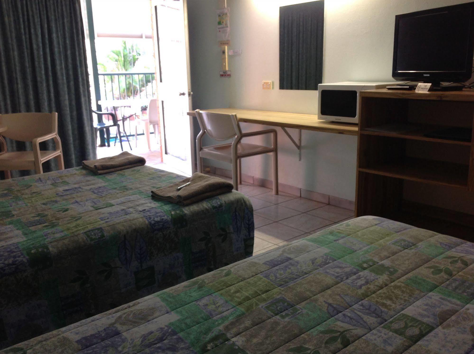 Palms Motel Darwin Exterior photo