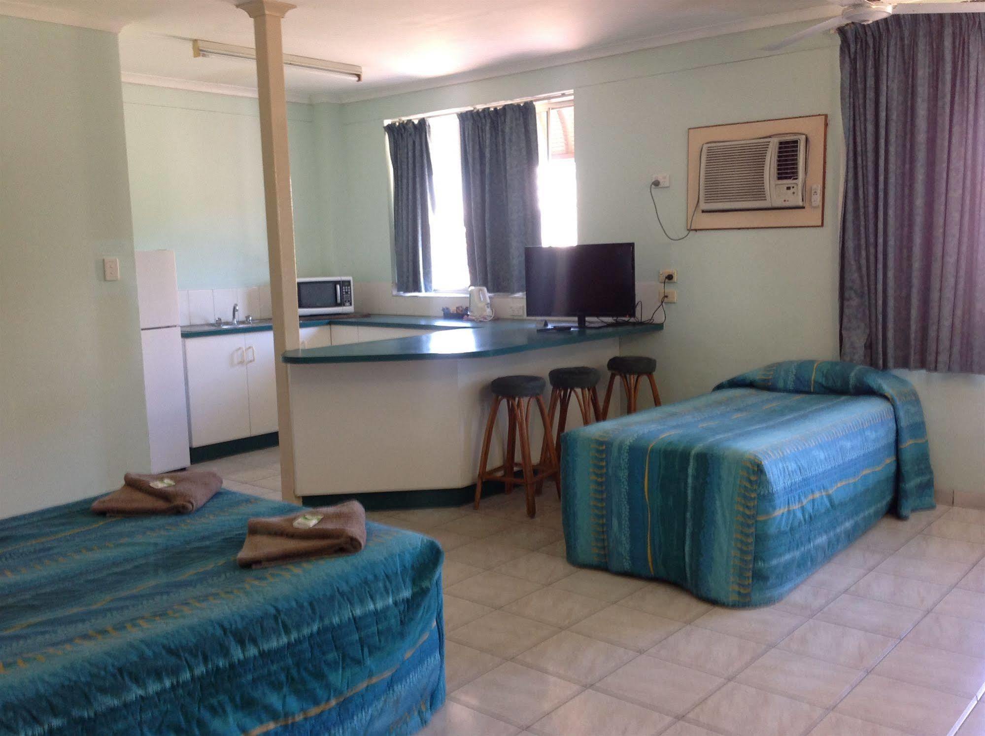 Palms Motel Darwin Exterior photo